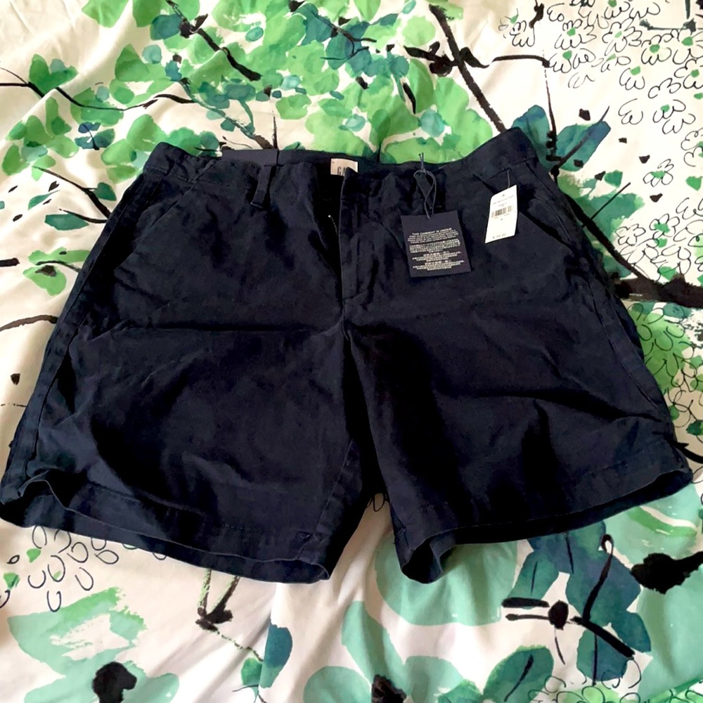 Gap Women’s Midrise Chino Shorts Navy Blue 5” NWT